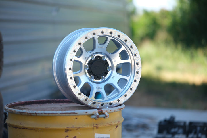 RR5 - H FLOW FORM 17x8.5 Hybrid Beadlock | BRUSHED ALUMINUM - RRW Relations Race Wheels